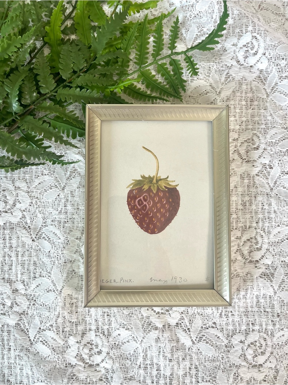 Vintage Silver Framed Strawberry Decor 5x7